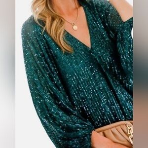 Haver and Johnson Sparkly Sequins Holiday Top Forest Green size Medium